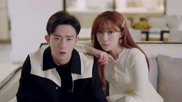 孤独吃瓜少女,独自品味生活的酸甜苦辣