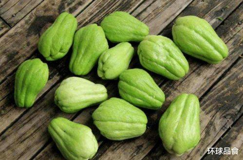 小瓜每天吃鸡蛋